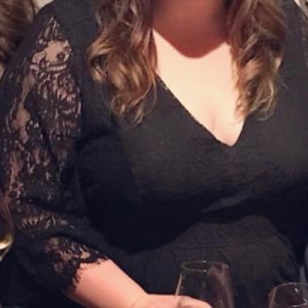 ModCloth Size 4X Black Lace MIDI dress